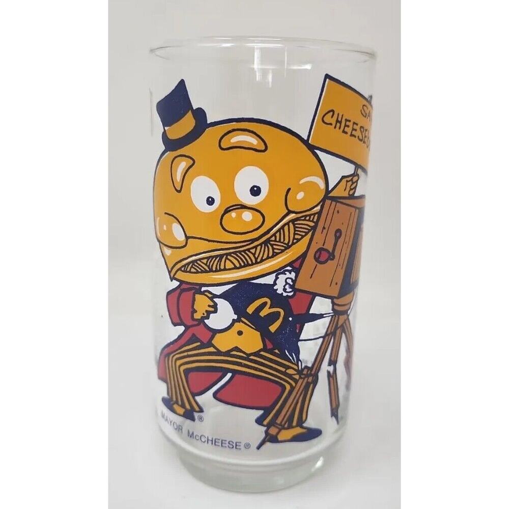 1977 McDonalds Mayor‎ Mc Cheese - Action Series - McDonaldland Glass U302